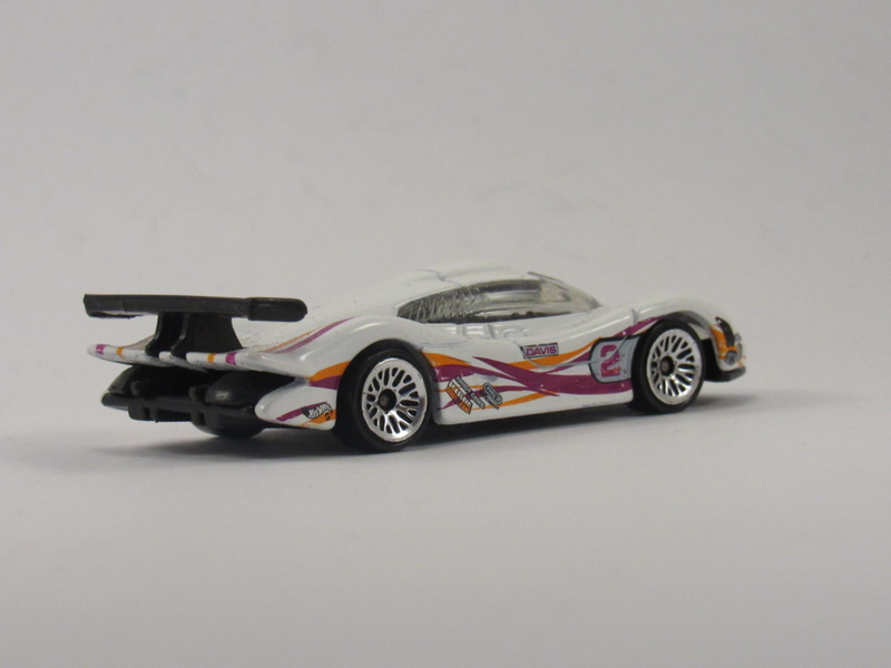 Illustration for article titled Teutonic Tuesday: 911 GT1